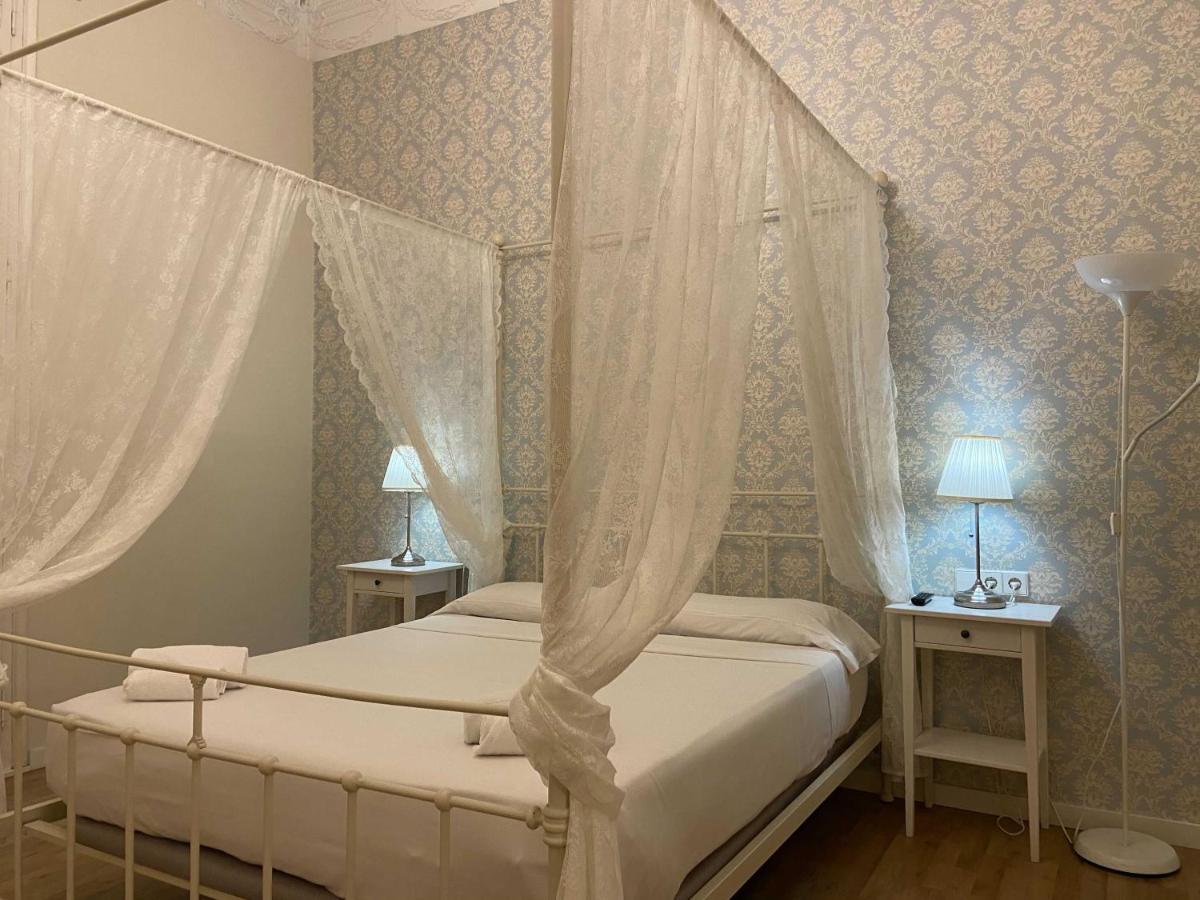 Lumine Luxury Suites By Gaiarooms Barcelona Eksteriør billede
