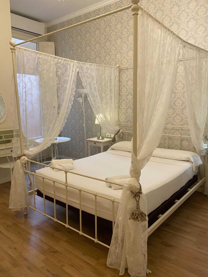Lumine Luxury Suites By Gaiarooms Barcelona Eksteriør billede