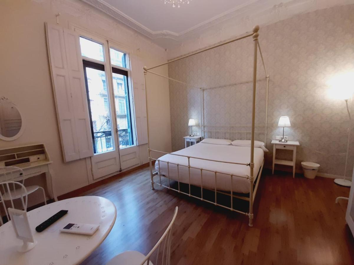 Lumine Luxury Suites By Gaiarooms Barcelona Eksteriør billede