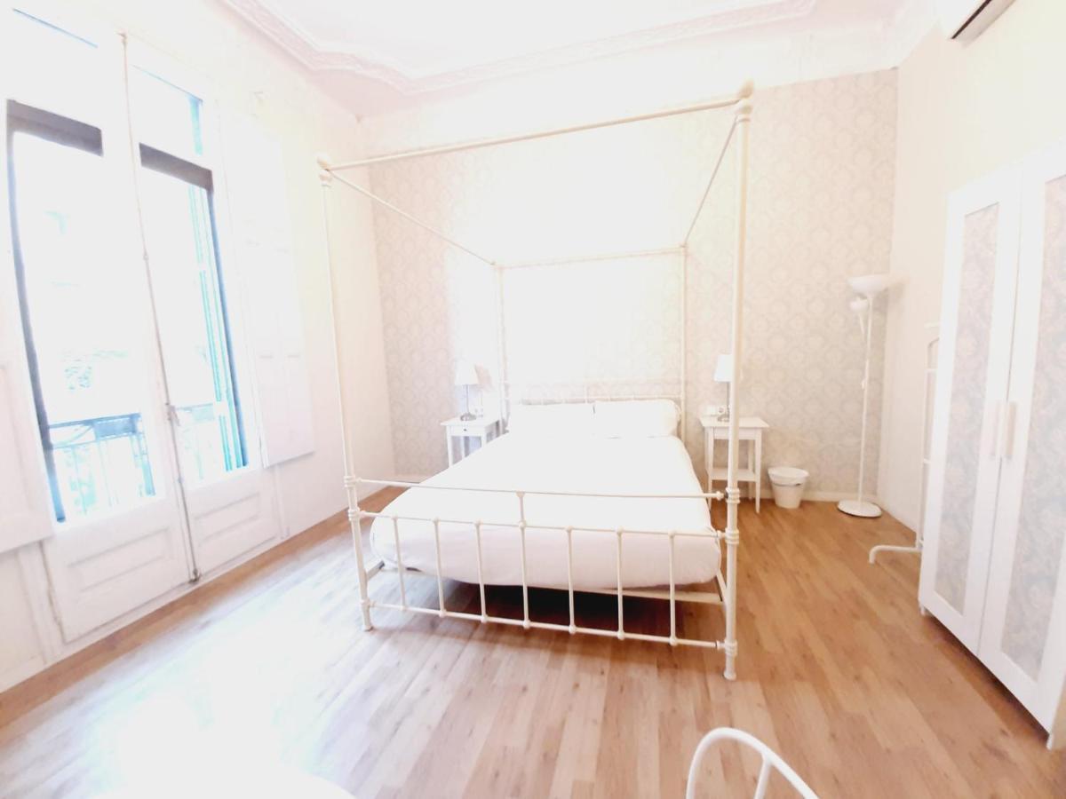 Lumine Luxury Suites By Gaiarooms Barcelona Eksteriør billede